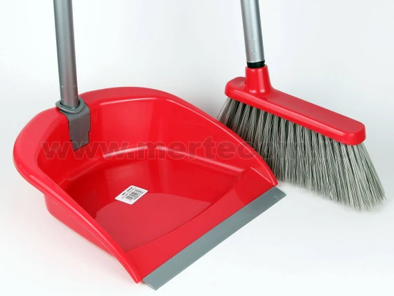Set pentru curatenie faras si matura
