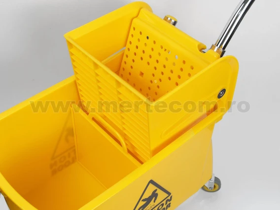 Carucior curatenie storcator profesional, separator si roti cauciuc Meco 20L