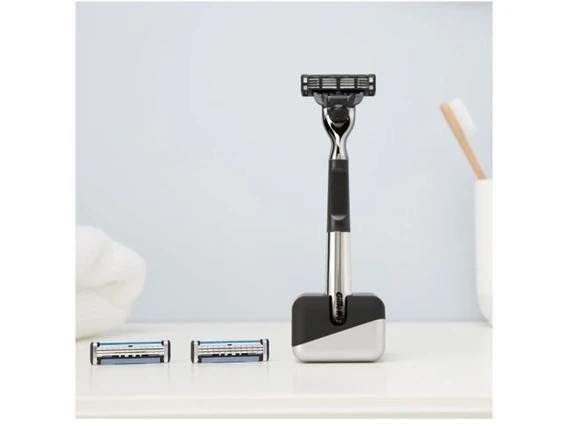 Aparat de ras Gillette Mach3 + 2 rezerve + suport
