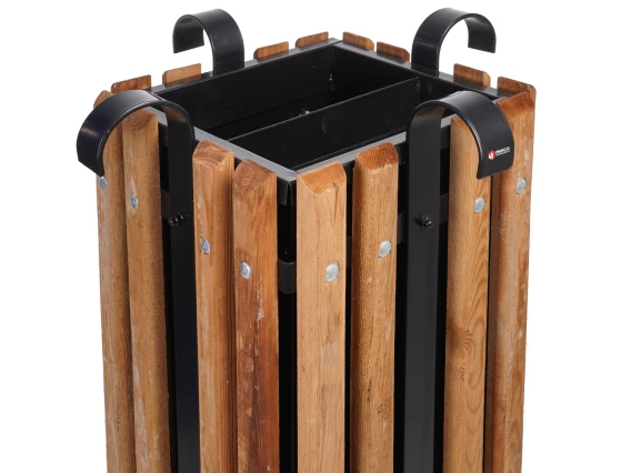 Cos gunoi stradal dreptunghiular negru cu lemn Meco 40 litri 35x35x65cm