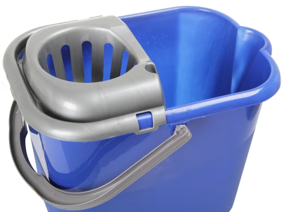 Galeata plastic cu storcator 15L Iacob